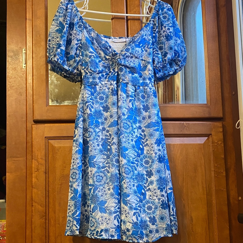 Sincerely Jules Vibrant Blue Floral Knee Length Small Dress NWT Summer Resort Fa